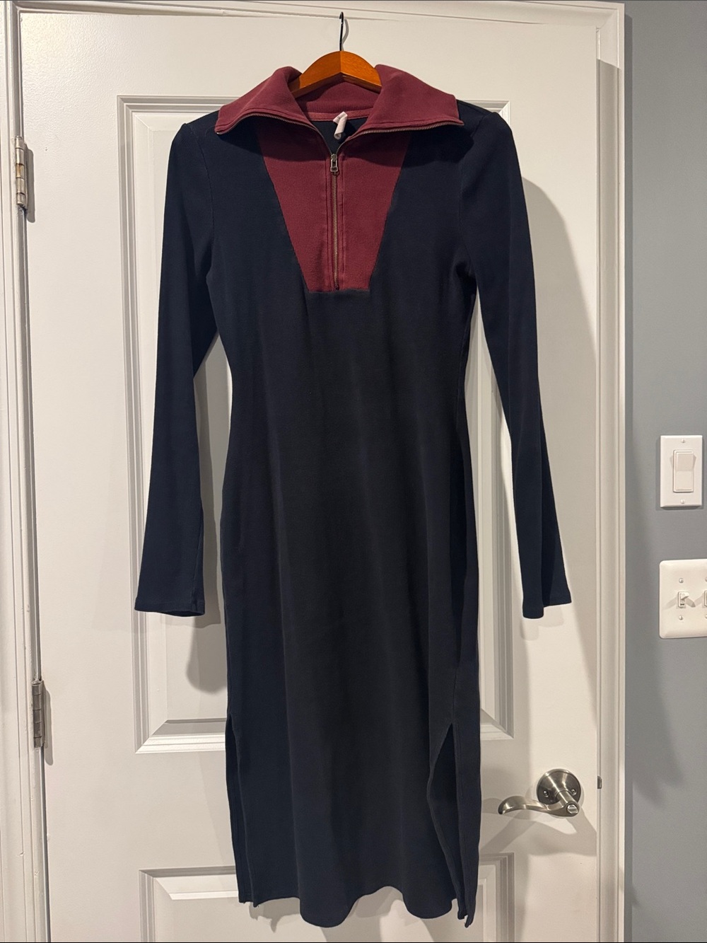 Navy  Long-Sleeve Midi Dress with Burgundy Zip Collar